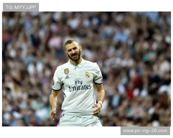 卡里姆本泽马荣耀与争议并存的绿茵传奇人生